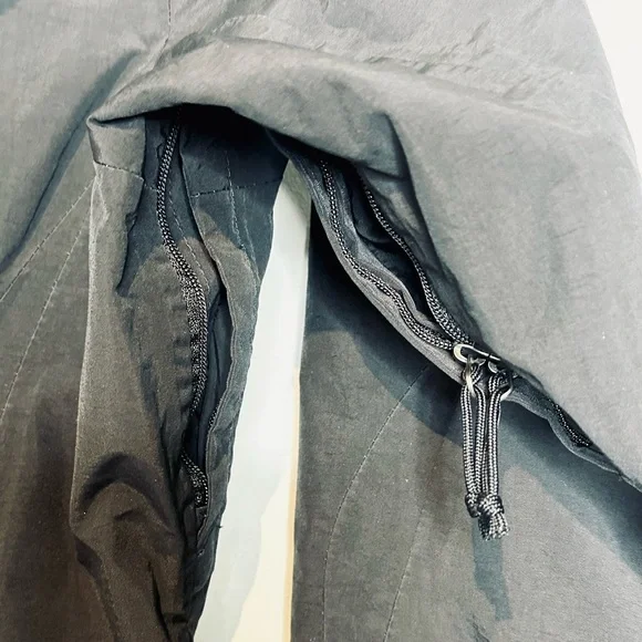 The North Face HyVent Waterproof Zipper Black Nylon Women’s Jacket Coat Size M - Picture 7 of 15